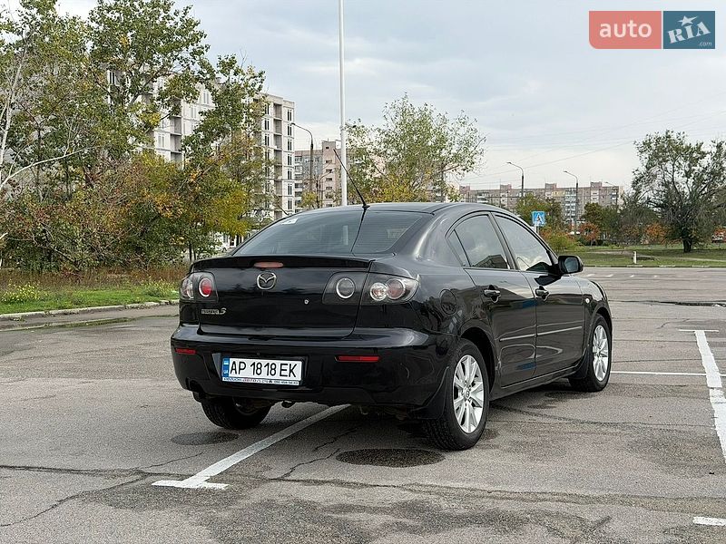 Седан Mazda 3 2008 в Запорожье