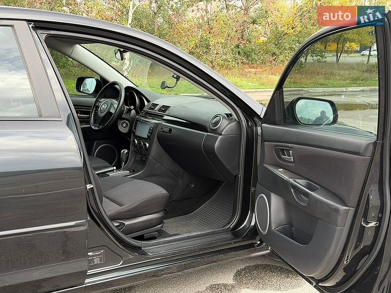Седан Mazda 3 2008 в Запорожье