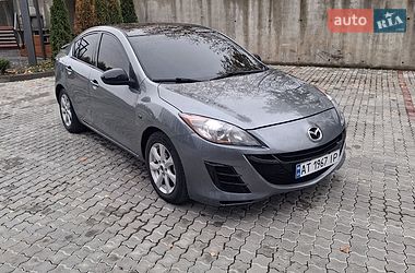 mazda 3 2011 в Ивано-Франковск от профессионального продавца Олексій