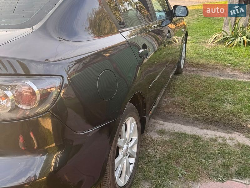 Седан Mazda 3 2007 в Рава-Русской