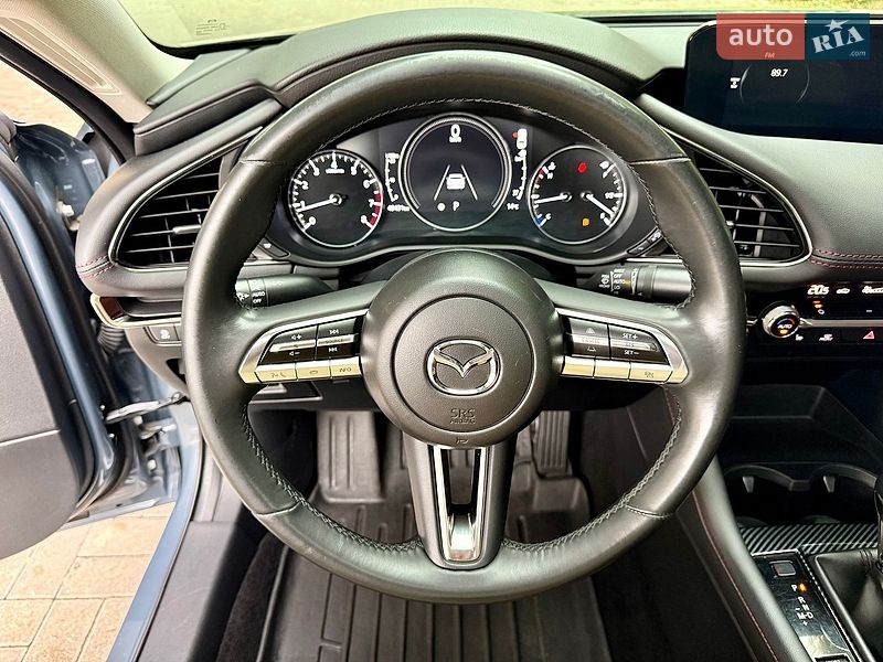 Седан Mazda 3 2023 в Дніпрі