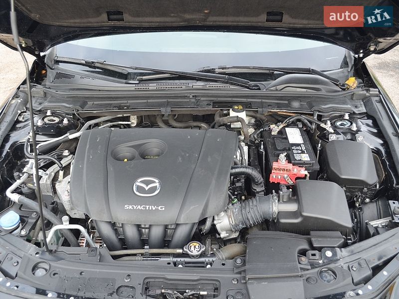Седан Mazda 3 2021 в Черкасах