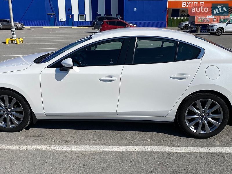 Седан Mazda 3 2023 в Кам'янець-Подільському