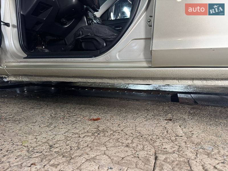 Хэтчбек Mazda 3 2007 в Днепре