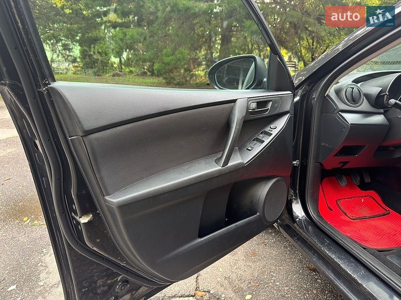 Седан Mazda 3 2009 в Харкові