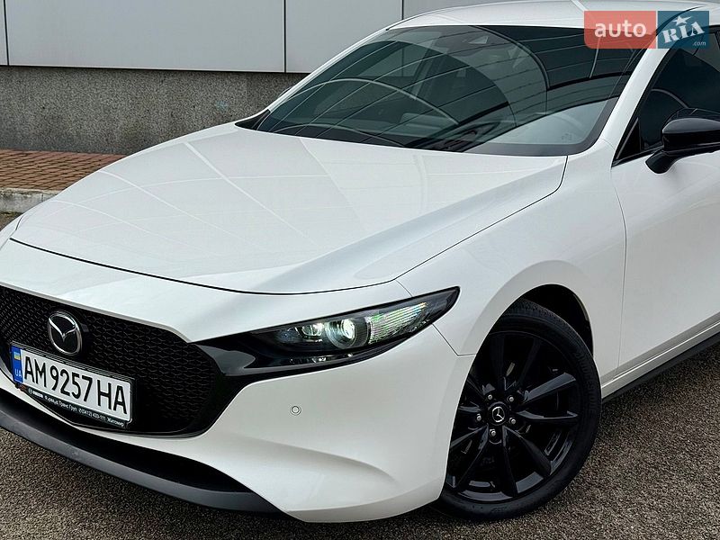 Хэтчбек Mazda 3 2021 в Киеве
