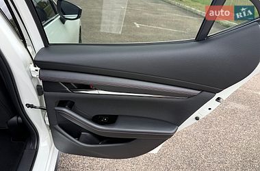 Хэтчбек Mazda 3 2021 в Киеве