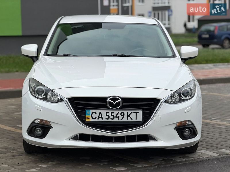 Седан Mazda 3 2014 в Виннице