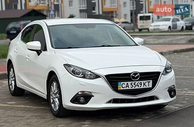 Седан Mazda 3 2014 в Виннице