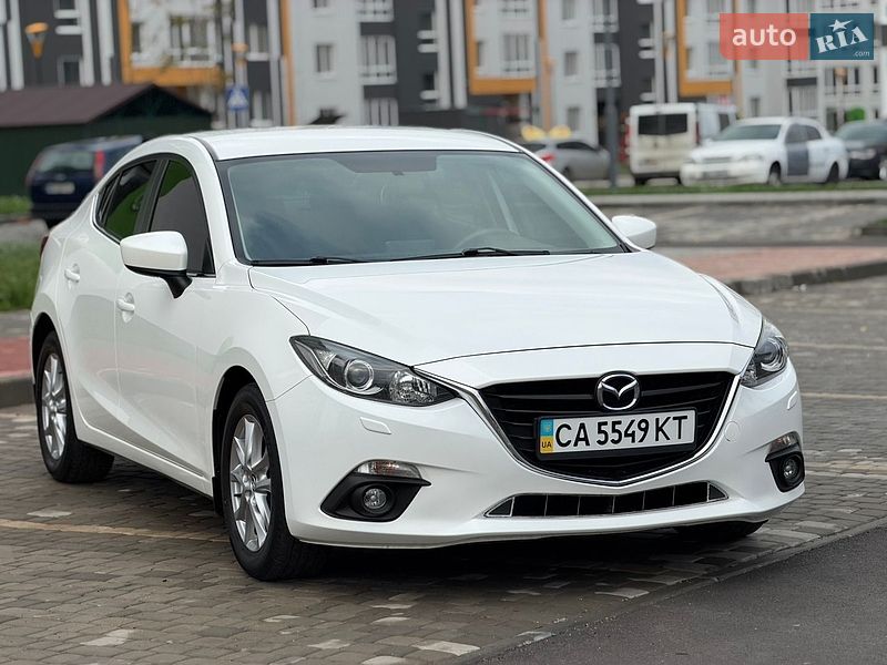 Седан Mazda 3 2014 в Виннице