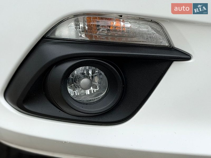 Седан Mazda 3 2014 в Виннице