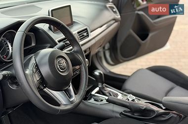 Седан Mazda 3 2014 в Виннице