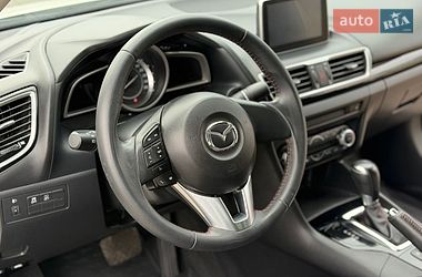 Седан Mazda 3 2014 в Виннице