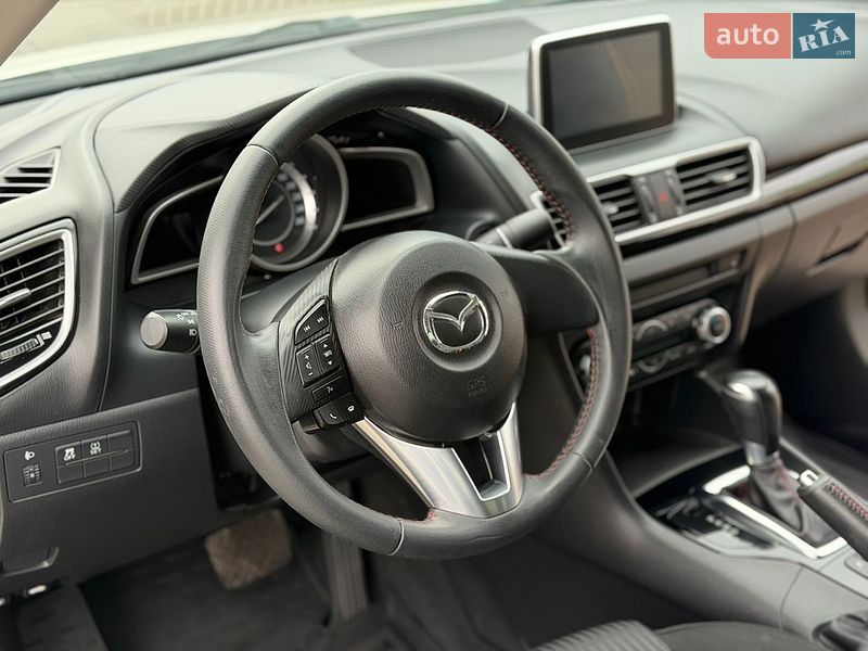 Седан Mazda 3 2014 в Виннице