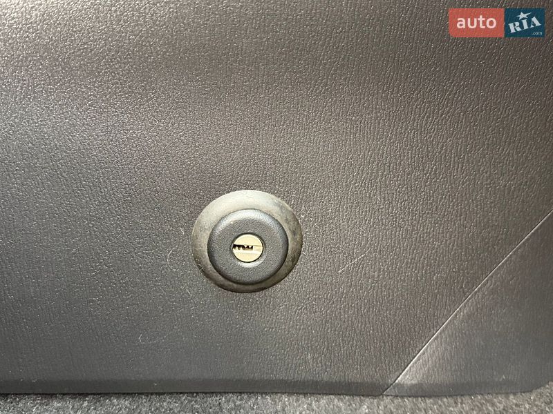 Седан Mazda 3 2014 в Виннице