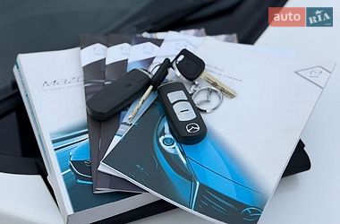 Седан Mazda 3 2014 в Виннице
