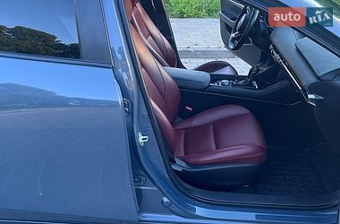 Седан Mazda 3 2022 в Стрые
