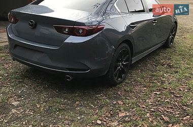 Седан Mazda 3 2022 в Стрые