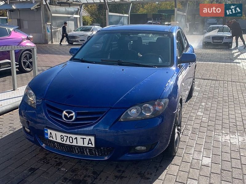 Седан Mazda 3 2003 в Киеве
