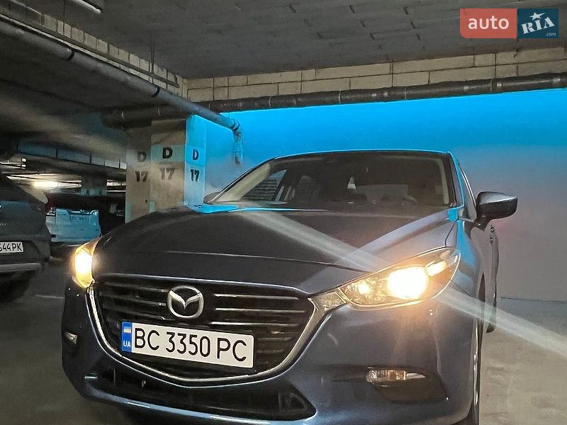 Хэтчбек Mazda 3 2018 в Львове