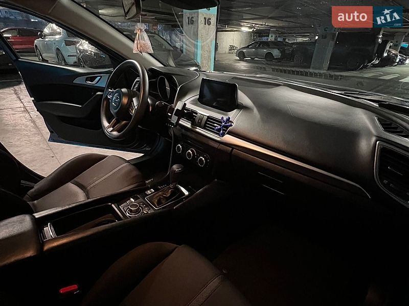 Хэтчбек Mazda 3 2018 в Львове