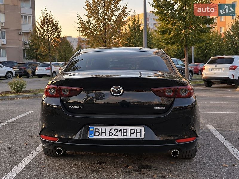 Седан Mazda 3 2021 в Тернополе