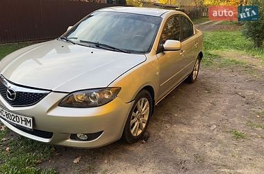 Седан Mazda 3 2006 в Луцьку