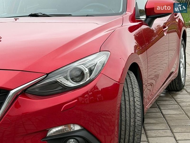 Седан Mazda 3 2013 в Черкассах