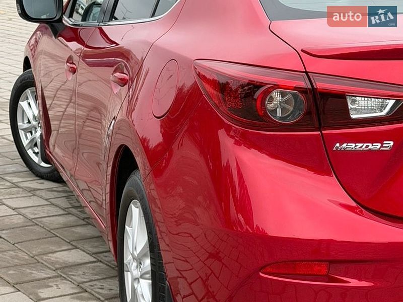 Седан Mazda 3 2013 в Черкассах