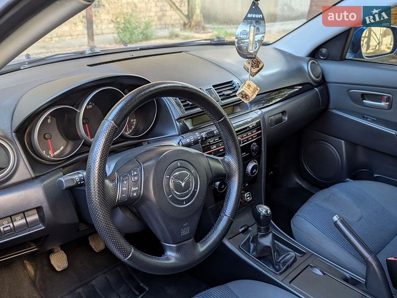 Хэтчбек Mazda 3 2005 в Одессе