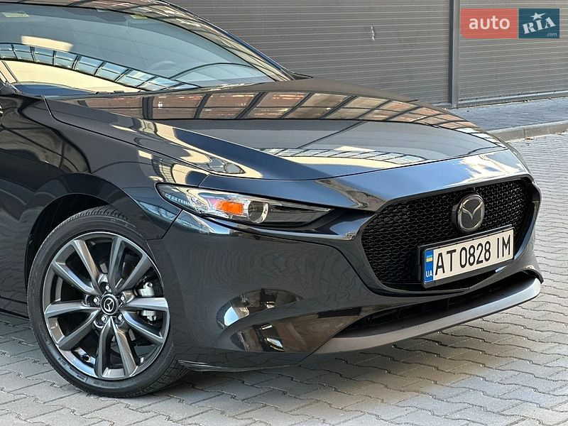 Хэтчбек Mazda 3 2023 в Ивано-Франковске