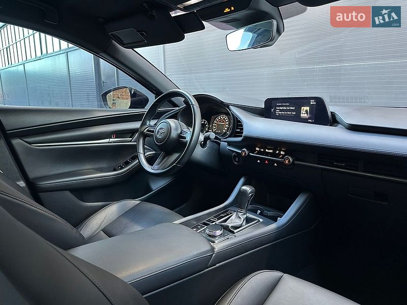 Хэтчбек Mazda 3 2023 в Ивано-Франковске