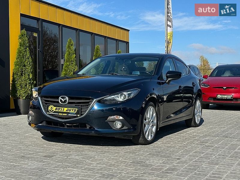 Седан Mazda 3 2014 в Івано-Франківську