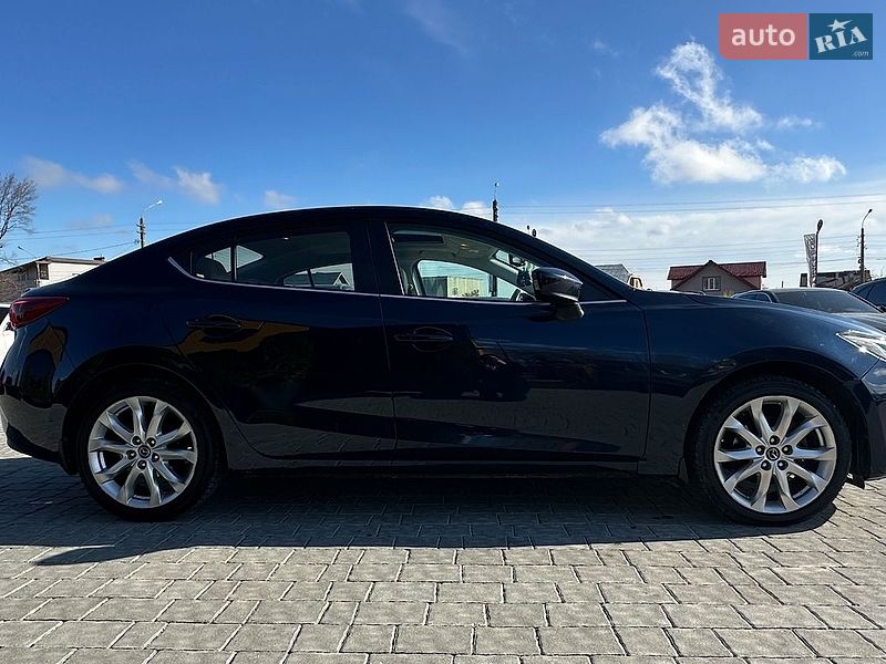 Седан Mazda 3 2014 в Івано-Франківську