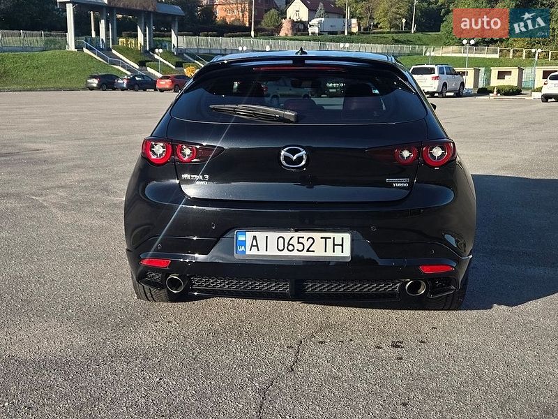 Хэтчбек Mazda 3 2023 в Обухове