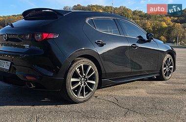 Хэтчбек Mazda 3 2023 в Обухове