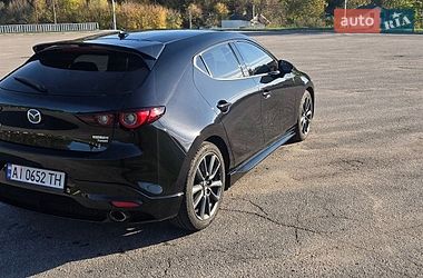 Хэтчбек Mazda 3 2023 в Обухове