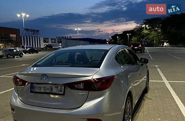 Седан Mazda 3 2017 в Миколаєві