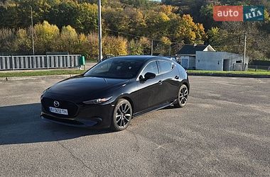 Хэтчбек Mazda 3 2023 в Обухове
