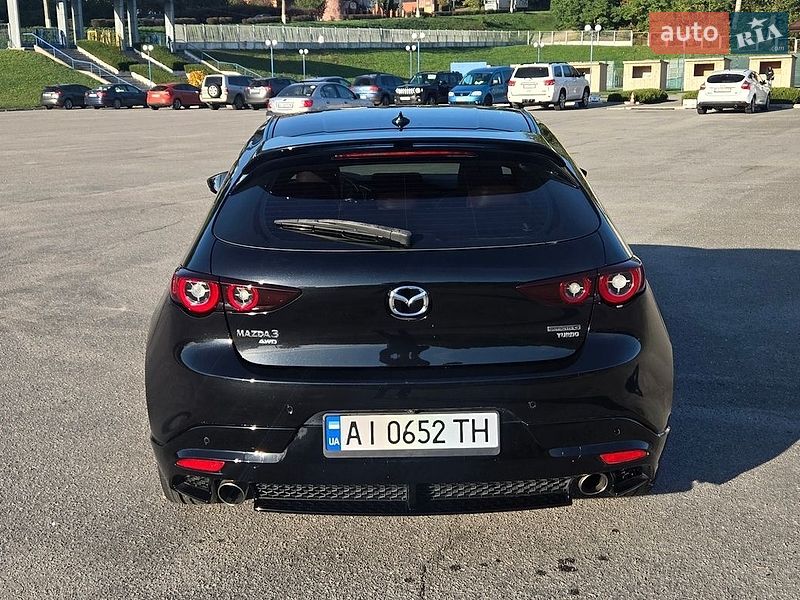 Хэтчбек Mazda 3 2023 в Обухове