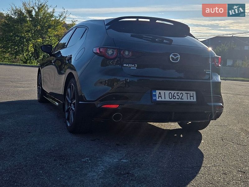 Хэтчбек Mazda 3 2023 в Обухове