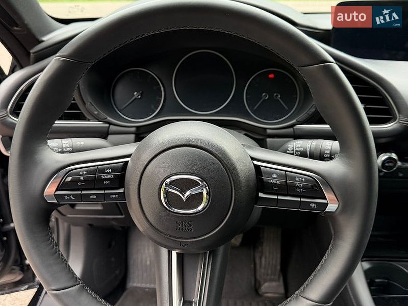 Хэтчбек Mazda 3 2025 в Киеве фото 23 Хэтчбек Mazda 3 2025 в Киеве