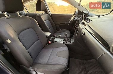 Седан Mazda 3 2005 в Чернівцях