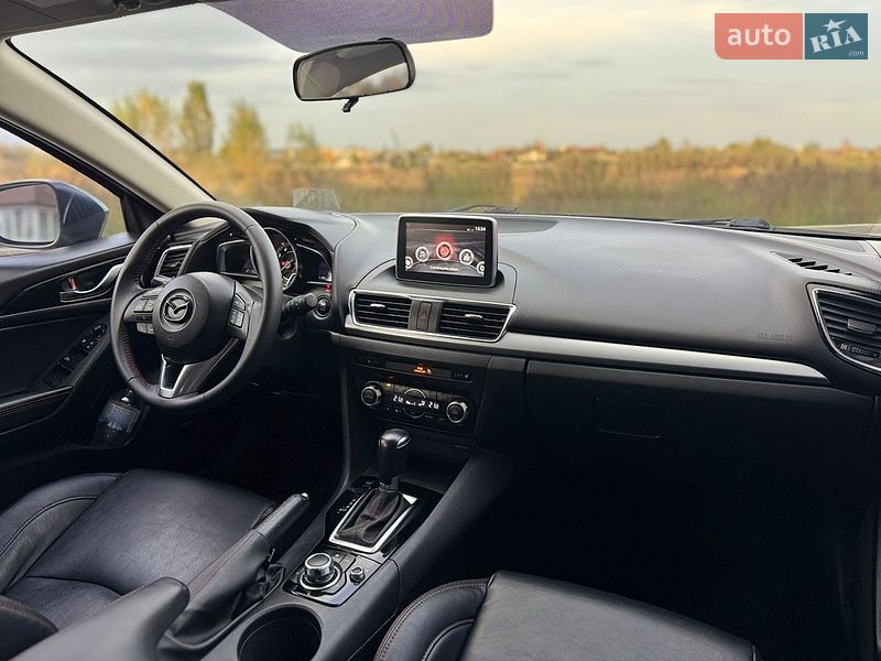 Хетчбек Mazda 3 2014 в Дніпрі