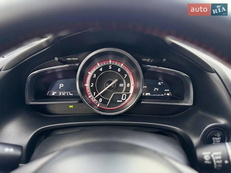 Хетчбек Mazda 3 2014 в Дніпрі