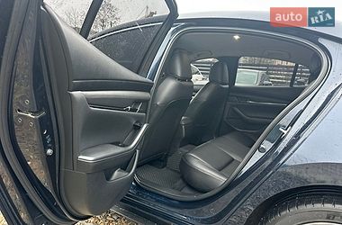Седан Mazda 3 2019 в Ивано-Франковске