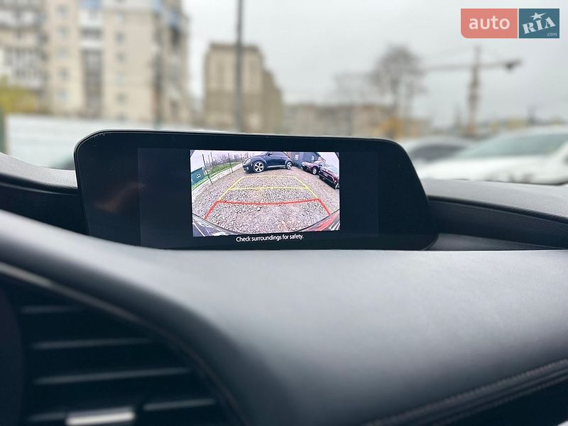 Седан Mazda 3 2019 в Ивано-Франковске