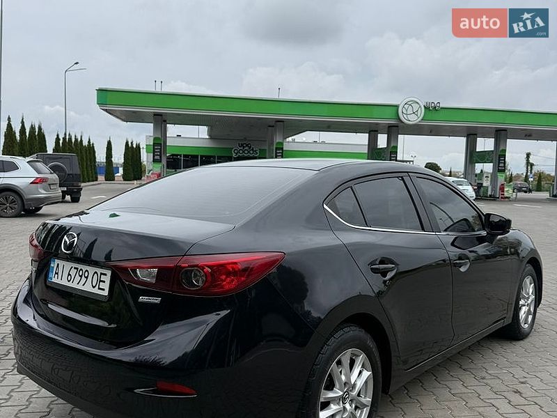 Седан Mazda 3 2017 в Києві