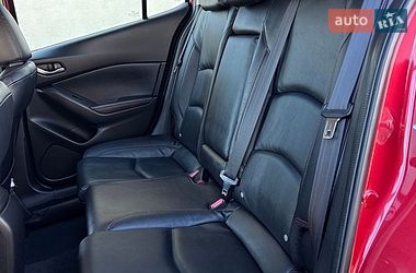 Седан Mazda 3 2014 в Стрые