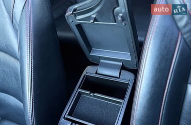 Седан Mazda 3 2014 в Стрые